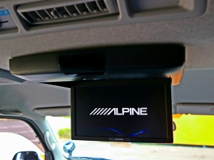 ハイエースワゴンアウトドア　キャンプ　車中泊　バンライフ　１BOX　ベッド　キャンピングカー