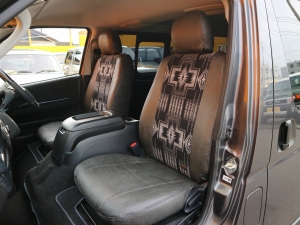 ハイエースバンアウトドア　キャンプ　車中泊　バンライフ　１BOX　ベッド　キャンピングカー