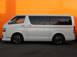 ハイエースバンキャンプ　アウトドア　レジャー　車中泊　