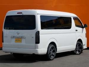 ハイエースワゴンキャンプ　車中泊　アウトドア　レジャー　内装架装