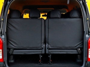 ハイエースワゴンキャンプ　車中泊　アウトドア　レジャー　内装架装