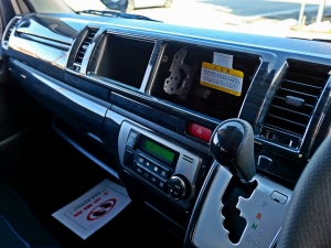 ハイエースワゴン新車コンプリート　ハイエースワゴン２ＷＤ