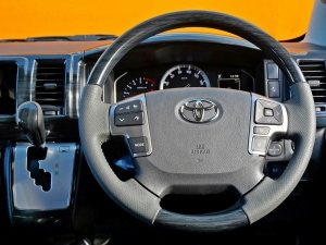 ハイエースワゴン新車コンプリート　ハイエースワゴン２ＷＤ