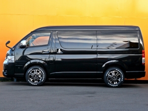 ハイエースワゴン新車コンプリート　ハイエースワゴン２ＷＤ