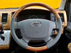 ハイエースバンキャンプ　車中泊　アウトドア　レジャー　内装架装