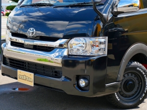ハイエースバンアウトドア　キャンプ　車中泊　バンライフ　１BOX　ベッド　キャンピングカー