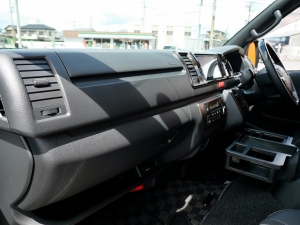 ハイエースバンアウトドア　キャンプ　車中泊　ベッドキット　バンライフ