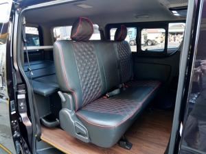 ハイエースバンローダウン　車中泊　ベッドキット