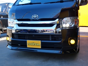 ハイエースワゴンアウトドア　キャンプ　車中泊