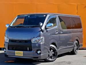 ハイエースバンアウトドア　キャンプ　車中泊　バンライフ　１BOX　ベッド　キャンピングカー
