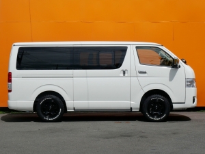 ハイエースバン丸目フェイス　車中泊　ベッドキット