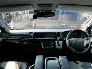 ハイエースワゴンアウトドア　キャンプ　車中泊　バンライフ　１BOX　ベッド　キャンピングカー
