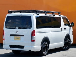 ハイエースバンキャンプ　車中泊　アウトドア　レジャー　内装架装
