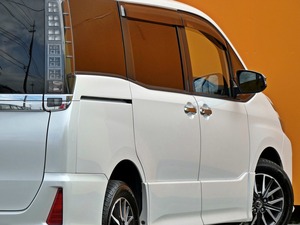 買取・下取り直販車ＺＳ煌　７人乗　アルパインＢＩＧ－Ｘ