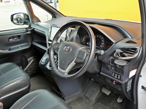 買取・下取り直販車ＺＳ煌　７人乗　アルパインＢＩＧ－Ｘ