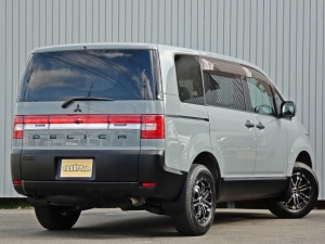 デリカＤ５デリカ　D：5　Gプレミアム　4WD