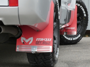 デリカＤ５新車アウトレットデリカ　D:5　G　ディーゼルターボ　