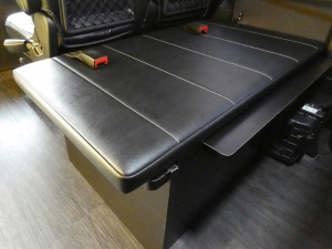 ハイエースワゴンflexdreamライトキャンピングカー　内装架装カスタム済み車