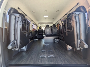 ハイエースワゴンflexdreamライトキャンピングカー　内装架装カスタム済み車