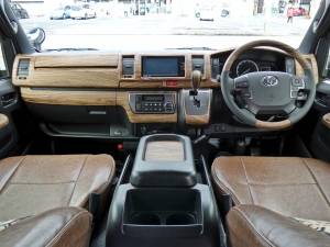 ハイエースバンハイエースS-GLダークプライム2　ディーゼル4WD