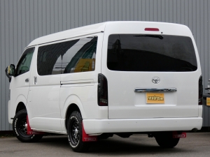 ハイエースワゴン新車アウトレットワゴンGL　4WD　カスタム済み