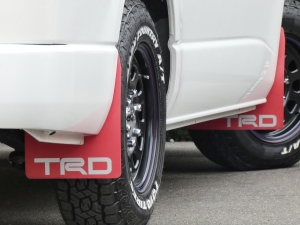 ハイエースワゴン新車アウトレットワゴンGL　4WD　カスタム済み