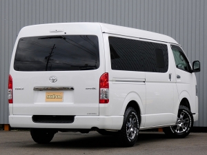 ハイエースバンワイドS-GL　カスタム　ベッドキット付き　車中泊