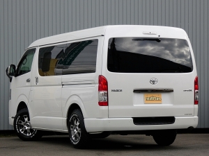 ハイエースバンワイドS-GL　カスタム　ベッドキット付き　車中泊