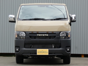 ハイエースバンFDフラットボンネット＆LEDマーカー付きグリル　アースカラー