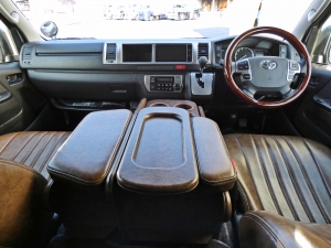 ハイエースワゴンBD-BOX　W00　ベッド付　床　車中泊