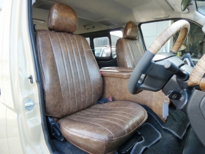 ハイエースバンディーゼル4WD　アースカラーパッケージ仕様カスタム　丸目クラシック