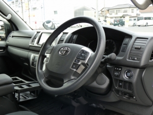 ハイエースバンS-GLカスタム　ベッドキット　車中泊