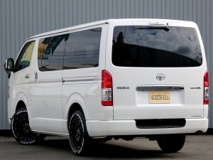 ハイエースバンS-GLカスタム　ベッドキット　車中泊