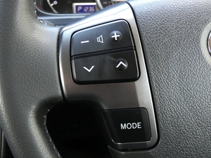 ハイエースバンS-GLダークプライム　ディーゼル4WD　ベッドキット