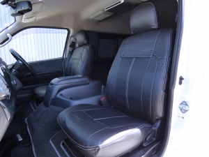 ハイエースワゴンハイエースワゴン　GL　ベッド　フロアー床