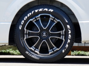 ハイエースワゴンハイエースワゴン　GL　ベッド　フロアー床