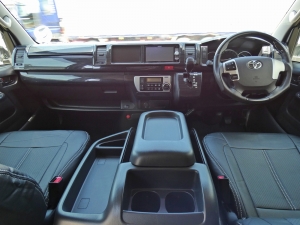 ハイエースＷハイエースワゴン　GL　ベッド　フロアー床