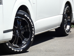 ハイエースワゴンハイエースワゴン　GL　ベッド　フロアー床