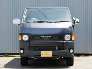 ハイエースバンS-GL　丸目クラシックカスタム　車中泊