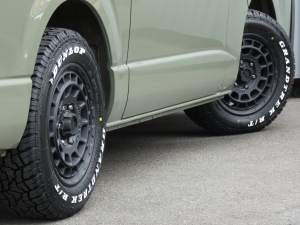 ハイエースバンハイエース　S-GL　FD-classic丸目カスタム　アースカラー塗装