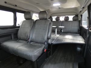 ハイエースワゴンハイエースワゴン GL 内装架装車 FD-BOX W00