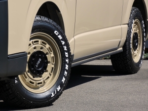 ハイエースバンハイエースS-GLアースカラーパッケージ　FD-classic丸目クラシックカスタム