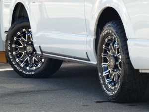 ハイエースワゴンハイエースワゴン　ＧＬ　ベッドキット付き　カスタム