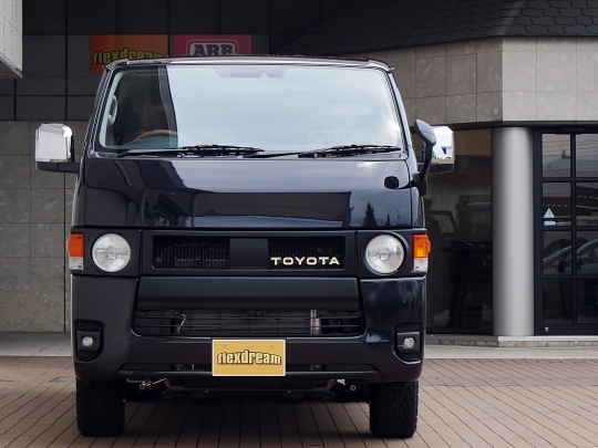 ハイエースＶディーゼル4WD　丸目換装FD-classicカスタム