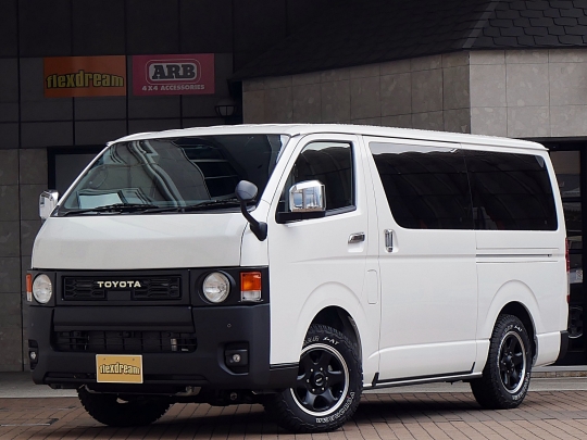 ハイエースＶディーゼル4WD　TRD：Fスポイラー