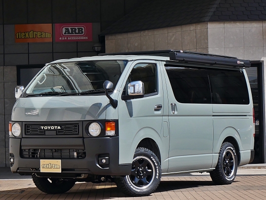 ハイエースＶディーゼル4WD　アースカラーパッケージ6X3アーバンカーキ