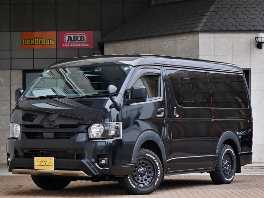 ハイエースＶワイドバン　ブラックフェイス　車中泊