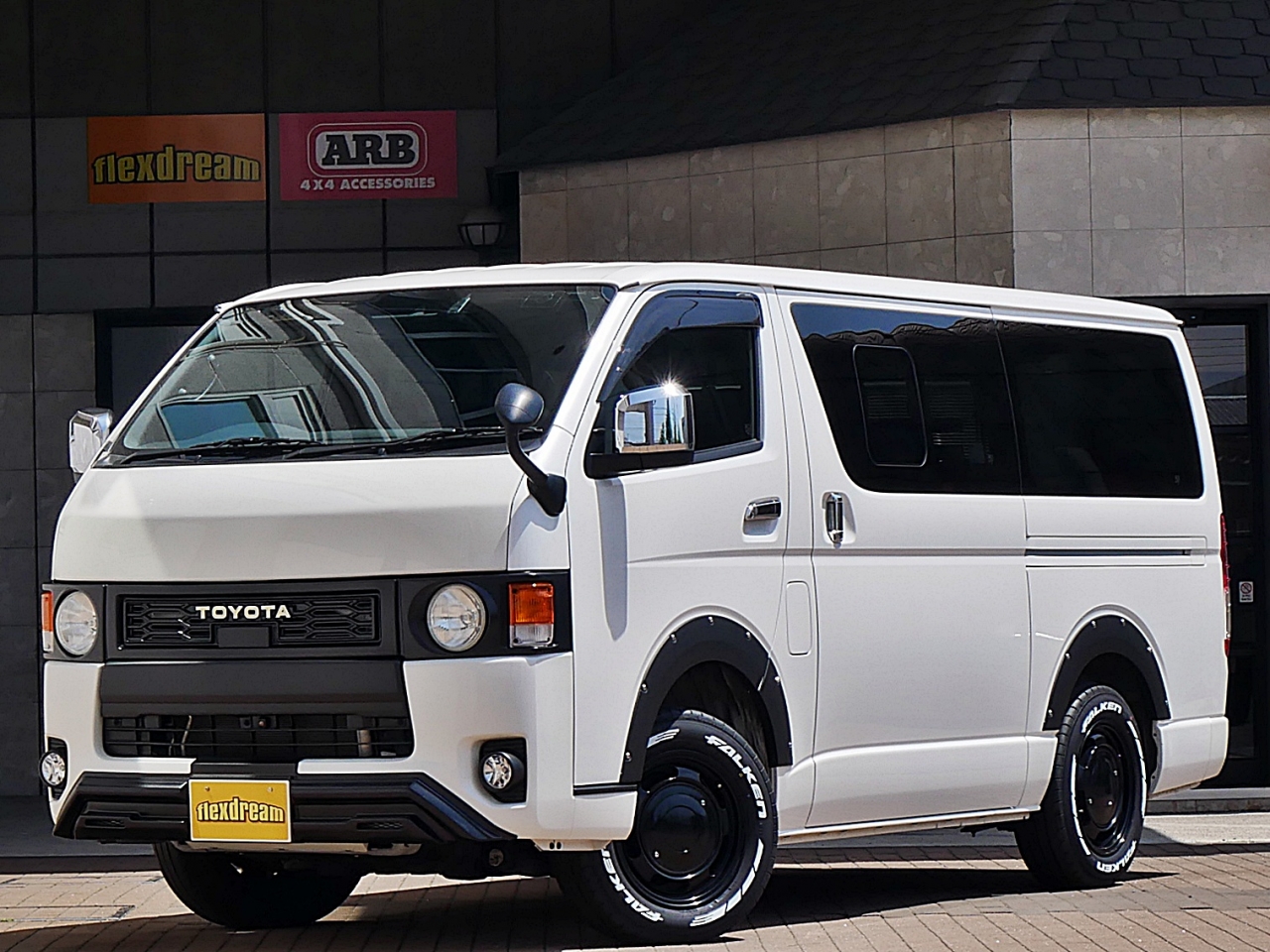 ハイエースバン　４ＷＤ