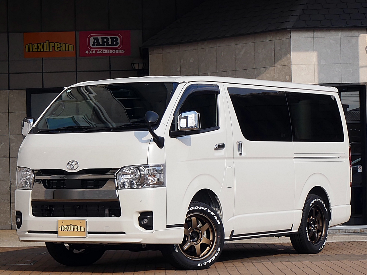 ハイエースバン　４ＷＤ