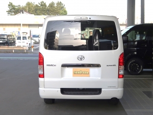 ハイエースバンディーゼル4WD　ベッドキット付き　車中泊